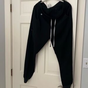 Black jogger figs pant